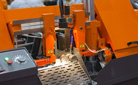 板芙镇龙门带锯床具备哪些优点？